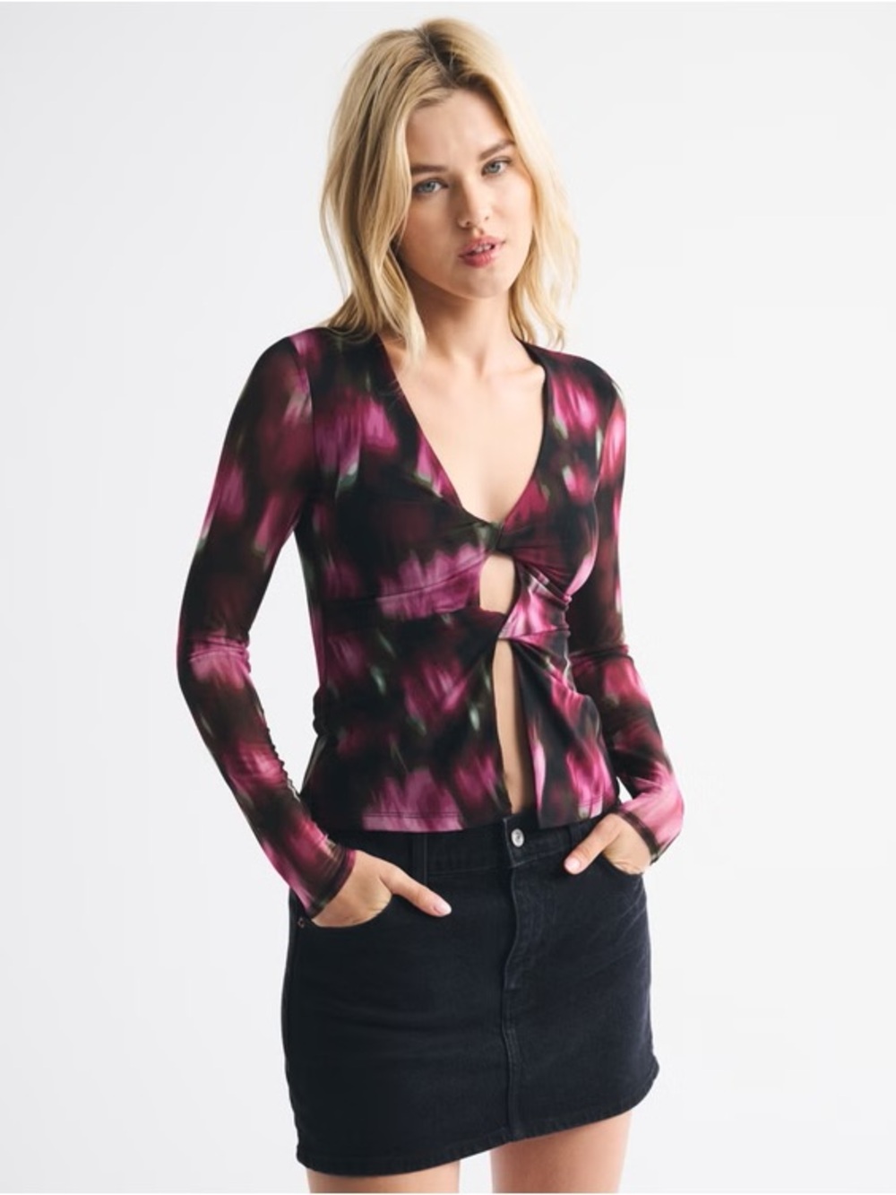 Abercrombie & Fitch Cutout Blouse